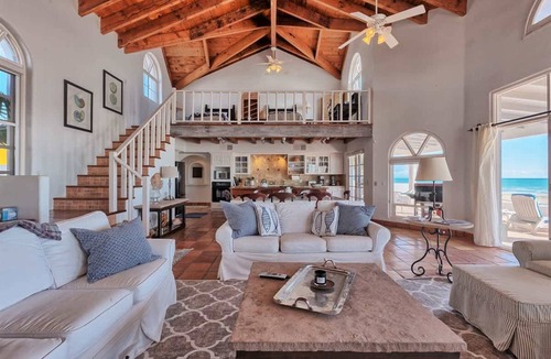Las Conchas House | Stunning, Cozy Beachfront Home Paz de Penasco