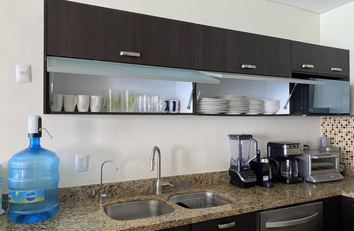 Mazatlan Condo | Stunning Oceanfront Pearl Tower Condo - Pool, Gym & Sunsets - 3 beds/4baths