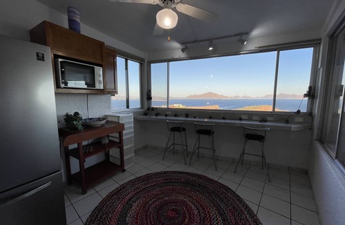 San Carlos House | Stunning Panoramic Ocean Views – 4BR House at Caracol Peninsula