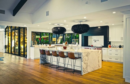 Camelback East Villa | STUNNING SCOTTSDALE MANSION ON CAMELBACK MOUNTAIN+LAZY RIVER+PUTT PUTT +SPORTCOURT+FIREPIT