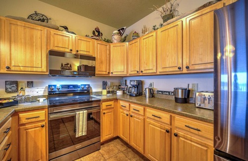Two Harbors Apartment | Stunning Waterfront Condo- Pool/Hot Tub/Sauna (3BR 3Bath)