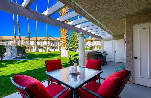 Sonora Sunrise Condo | Stylish Condo Steps from Pool & Tennis in Palm Springs