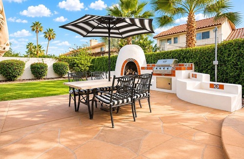 Val Vista Lakes House | Stylish Gathering House with Pool, Sleeps 12, Near Downtown Gilbert