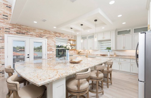 La Joya House | Stylish Lakefront Home in La Joya with Deck Views