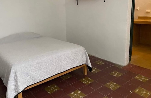 Santa Teresita House | Stylish room in colonia Americana