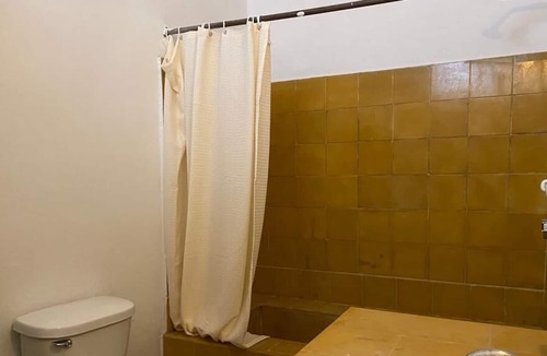 Santa Teresita House | Stylish room in colonia Americana