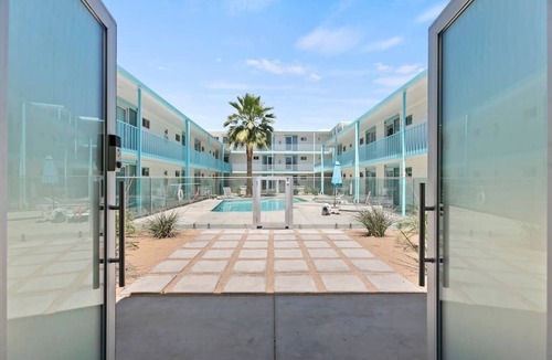 Roosevelt Condo | Stylish studio in DTPH - Pool and WiFi