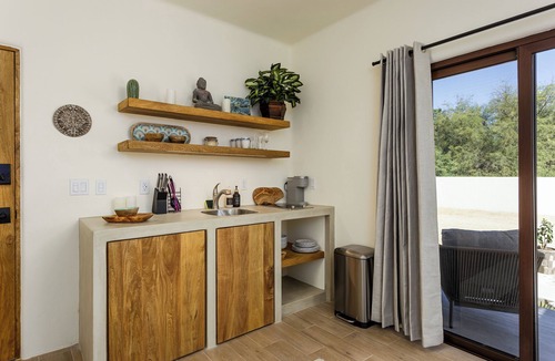 Los Barriles Villa | Suite 2: Coastal Elegance