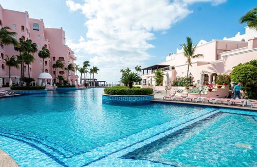 El Medano Ejidal Hotel | Suites at Pueblo Bonito Rose' Resort and Spa Cabo San Lucas