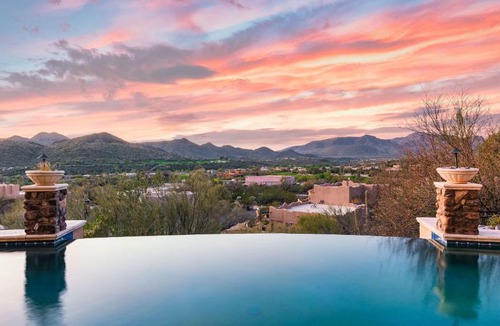Cave Creek House | Sunbeam by AvantStay