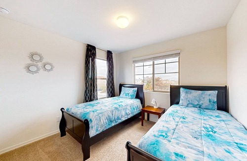 Maricopa House | Sunlit & spacious home with patio & generous yard - near golf - dog-friendly