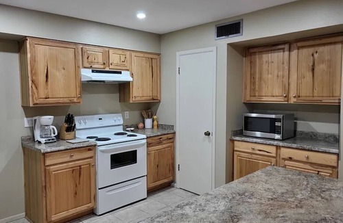 Green Valley Fairways House | Sunny 2bd Retreat with Mountain Views, Fireplace, AZ Room & GVR Access!