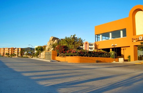 Cabo Bello Apartment | Sunrock Hotel & Suites