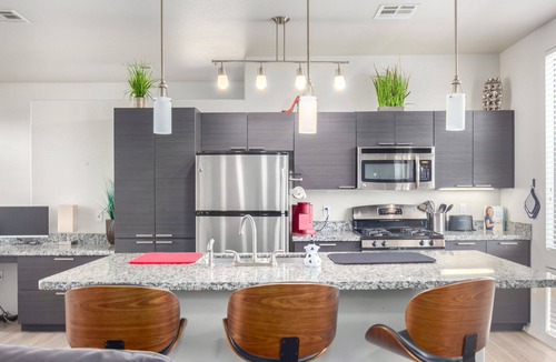 Mountain Park Ranch House | Sunshine-Filled Luxury Loft w/Office, Balcony, Spa, Heated Pool, Fire Pit +