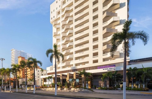 Zona Dorada Hotel | Sunvivia by Fiesta Americana Mazatlán