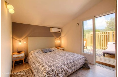 Porto-Vecchio Villa | Superb villa with heated pool - jacuzzi, close to the most beautiful beaches