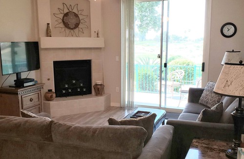 Superstition Lakes Condo | Superstition Lakes Golf Condo in East Mesa - Golf Course Views of the 9th Hole
