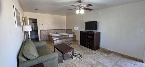 Mesa Hotel | SureStay by Best Western Mesa Downtown Area