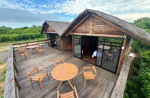 Elota Ski Chalet | Surf and Nature Retreat – Celestino Gazca