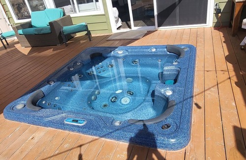 El Sauzal House | Surf View Casita Verde Jacuzzi , wineries, breweries Restaurants Beach