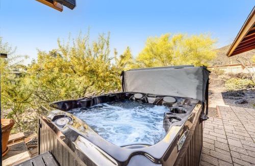 Cave Creek House | Surrey's Oasis