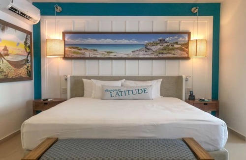 Puerto Morelos Hotel | Swim-Up Suite w/King Bed, Rainforest Shower, & Direct Pool Access ALL-INCLUSIVE