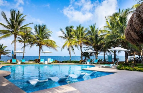 Puerto Morelos Hotel | Swim-Up Suite w/King Bed, Rainforest Shower, & Direct Pool Access ALL-INCLUSIVE