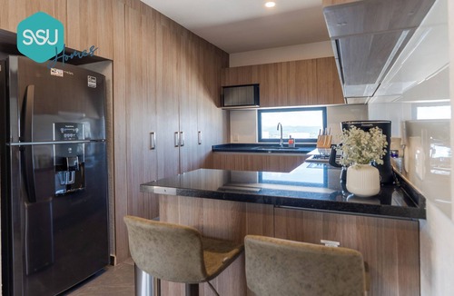 El Marques Apartment | Symphony Department