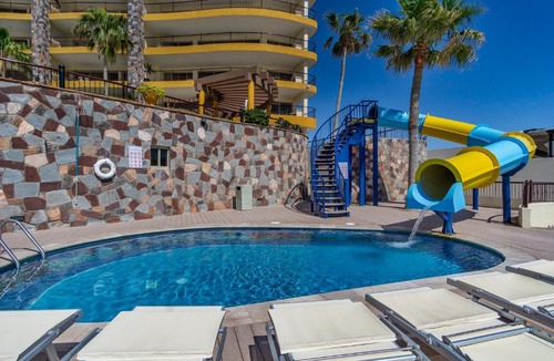 Bella Vista House | Tequila Sunrise Modern Oceanfront