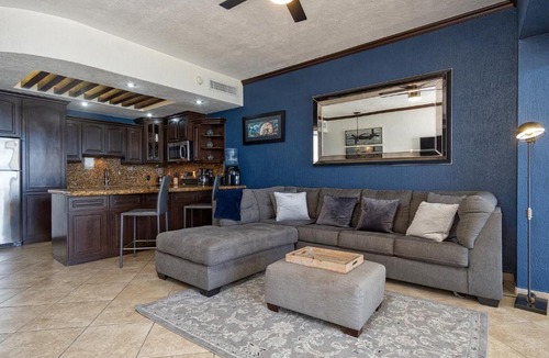 Bella Vista House | Tequila Sunrise Modern Oceanfront