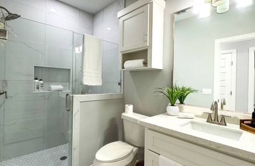 Alamo Apartment | Terracotta Suite in Alamo TX