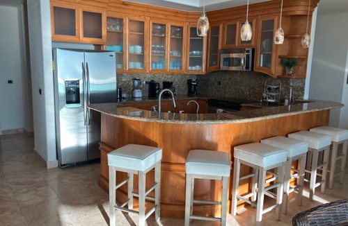 Las Conchas Condo | Tessoro 201 - Like being on the water