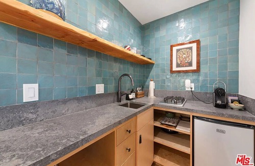 Westwood Cottage | The 1 BR cottage