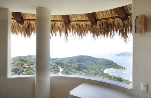Playa Las Gatas Condo | The area’s highest point with unobstructed views of Playa Blanca & the Zihua Bay