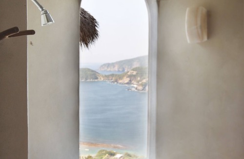 Playa Las Gatas Condo | The area’s highest point with unobstructed views of Playa Blanca & the Zihua Bay