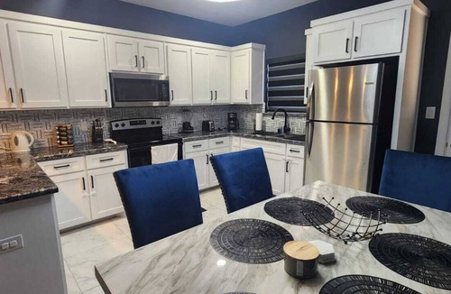 San Juan Apartment | The blue apartment near expressway