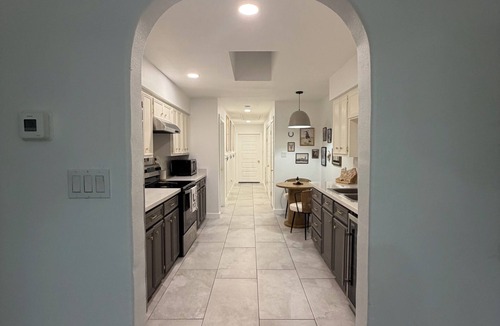 McAllen House | The Buckaroo - Your Modern-Western Stay