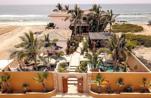 Cerritos Hotel | The Cerritos Beach Inn