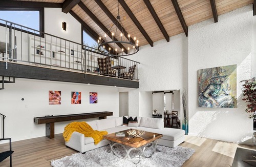 Moon Valley House | The Chateau | On the golf course | Sleeps 10 | Fireplace | Concierge | Outdoor Kitchen