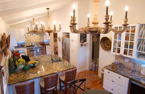 Uptown Design District House | The Citrus House Lush 1930s Spanish Estate in the Movie Colony Walk to Downtown
