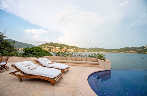 Almacen Villa | The Crown Jewel Of Zihuatanejo! Stunning Views and Unparalleled Tranquility.