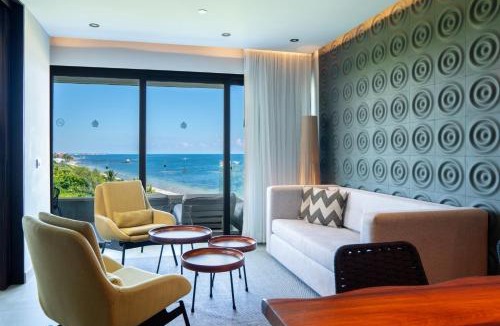 Puerto Morelos Hotel | The Fives Oceanfront