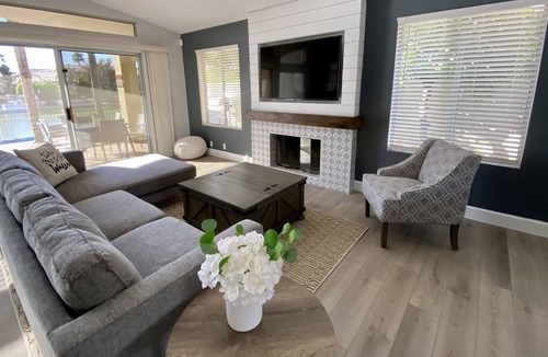 Arrowhead Lakes House | The Lazy Kayak, Lakefront Home with a Heated Pool, Kayak & Dock