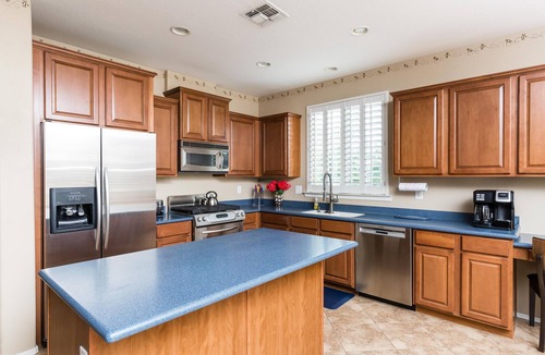 Rovey Farm Estates House | The Magic on Midway Luxury Home in Glendale - 5 BR/2.5 Bath/Unique Game Room