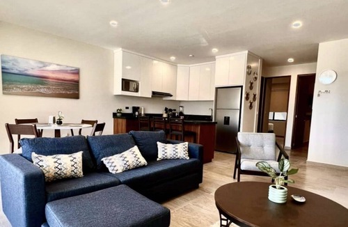 Libertad Apartment | The Marina Rooftop Pool | Garage | Kitchen | Grill