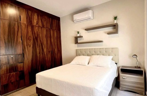 Libertad Apartment | The Marina Rooftop Pool | Garage | Kitchen | Grill