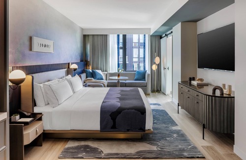 Near Northeast Hotel | The Morrow Washington Dc, Curio Collection By Hilton