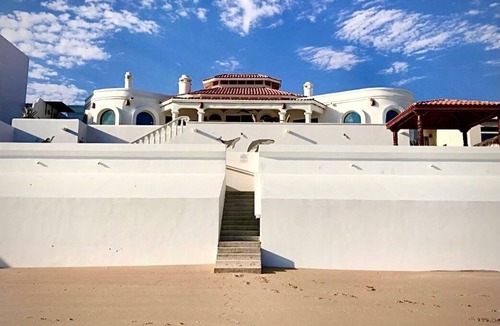 Las Conchas House | THE MOST BEAUTIFUL, UPDATED, & CLEAN BEACHFRONT HOME!