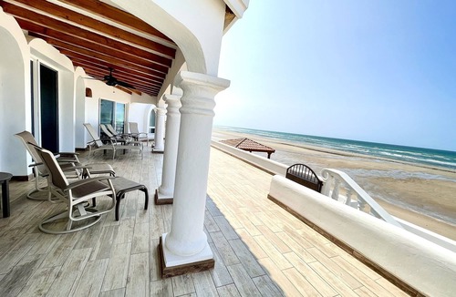 Las Conchas House | THE MOST BEAUTIFUL, UPDATED, & CLEAN BEACHFRONT HOME!