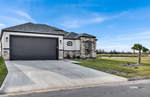 Laguna Vista House | The Mother of Pearl- 26 Val